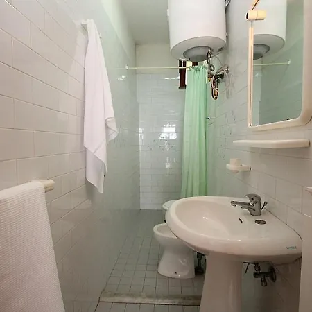 Villa Sleeps 4 Pool Air Con Agropoli
