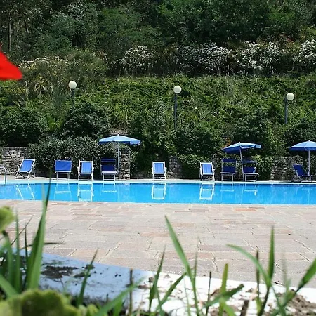 Sleeps 4 Pool Air Con Villa